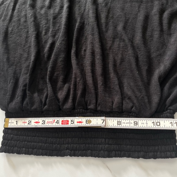 NWT Evereve Layla Black Lightweight Smocked Top size small - Picture 9 of 9